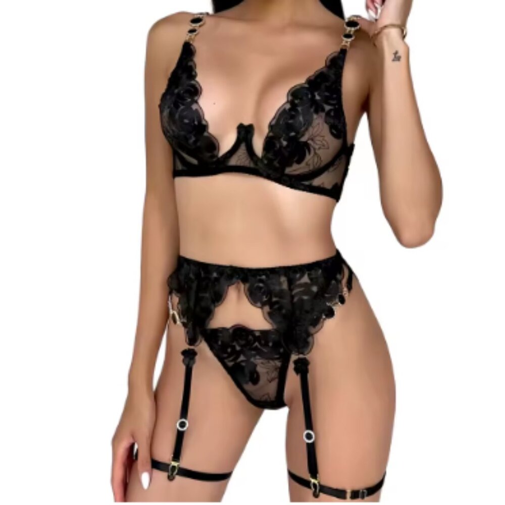 1 Set Pierced Multi-Strap Wear Panty Backless Women's Kink Set Lingerie